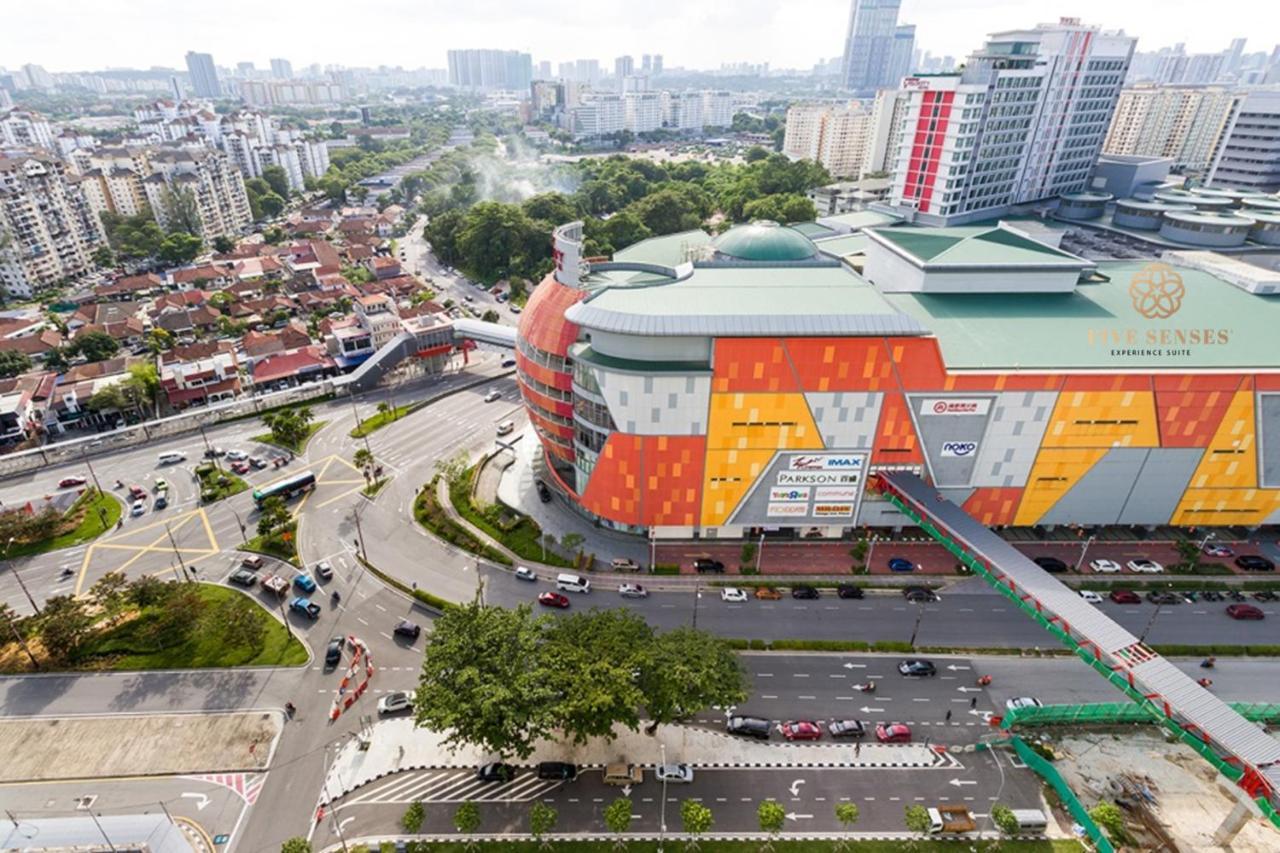 Una Serviced Apartment, Sunway Velocity Куала-Лумпур Экстерьер фото