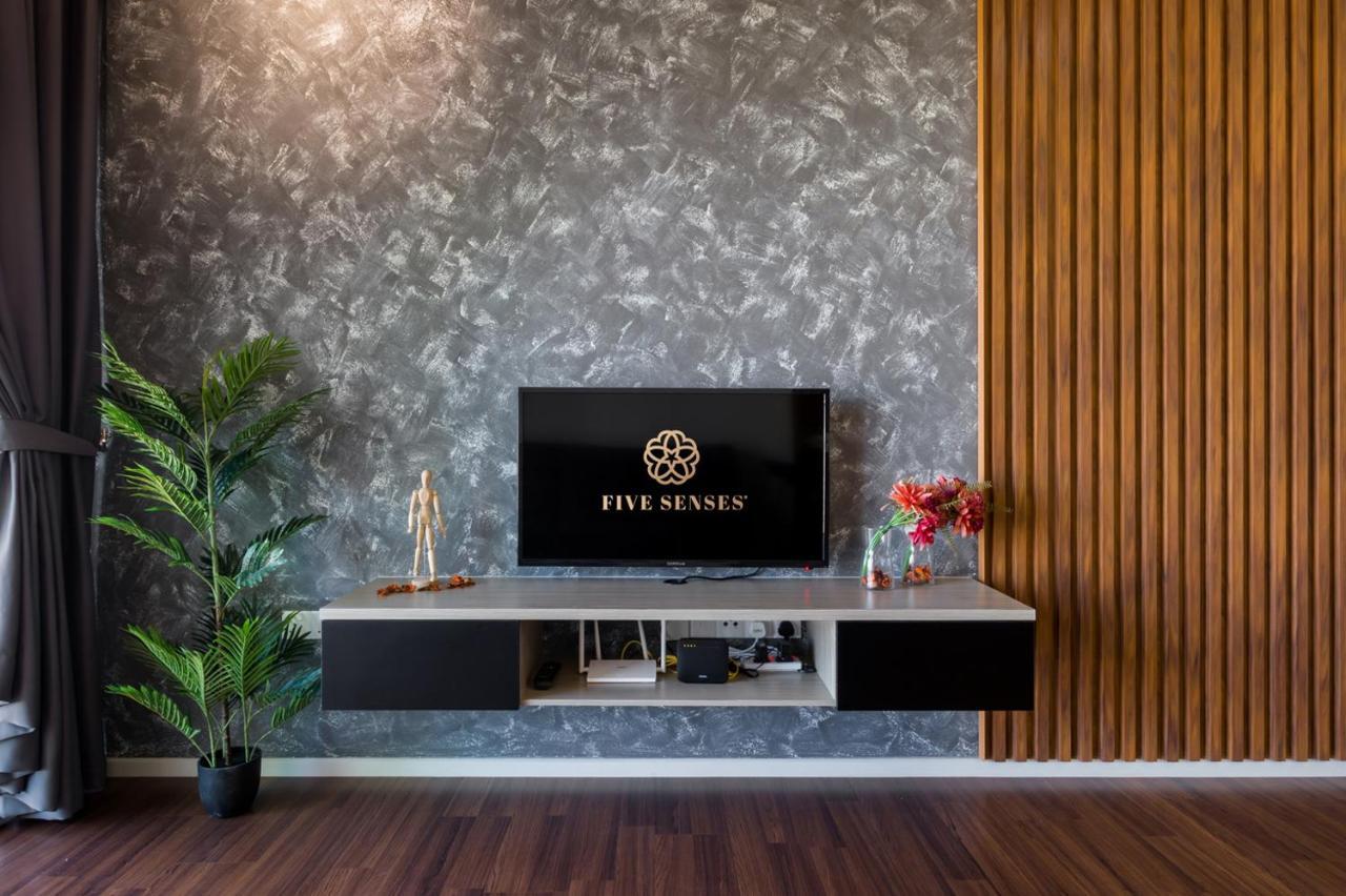 Una Serviced Apartment, Sunway Velocity Куала-Лумпур Экстерьер фото