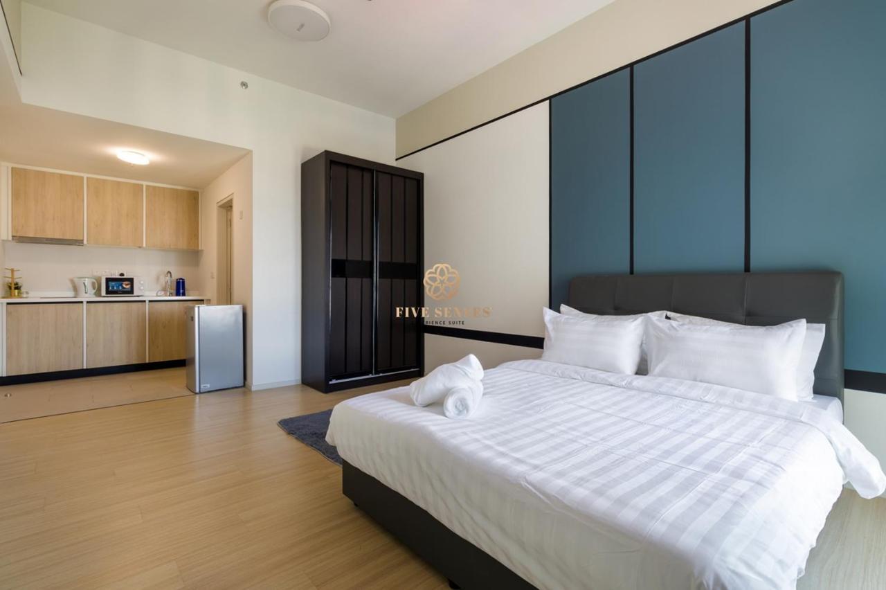 Una Serviced Apartment, Sunway Velocity Куала-Лумпур Экстерьер фото